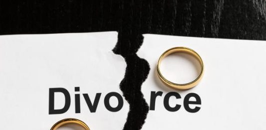 How to File for Divorce Without a Lawyer: What’s Possible, What’s Risky, and When It Works how to file for divorce without a lawyer cheaply