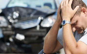 Should You Accept the Insurance Company’s First Settlement Offer After an Accident? car accident lawyer belleair shore fl